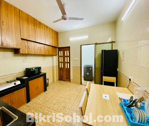 2-Bedroom Furnished Apartment Rent in Bashundhara R/A